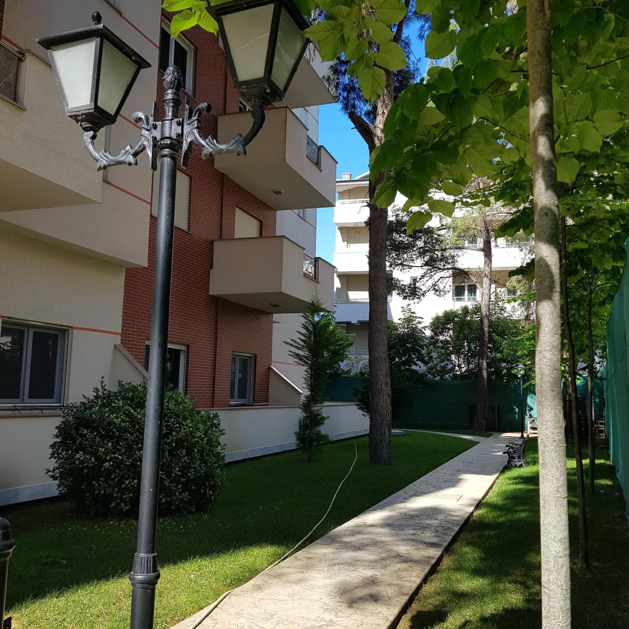 Relax Apartments Golem 格勒姆 外观 照片
